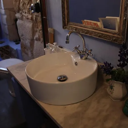 Апартаменти Kyra Vintage Old Town